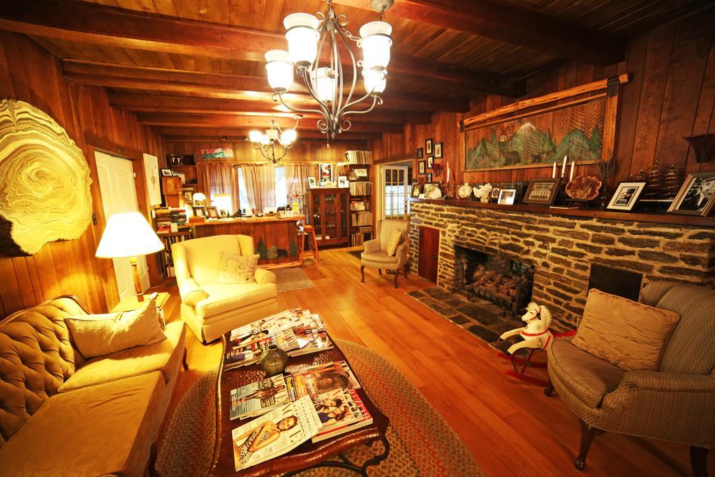 Grandview Lodge Уейнсвил Екстериор снимка