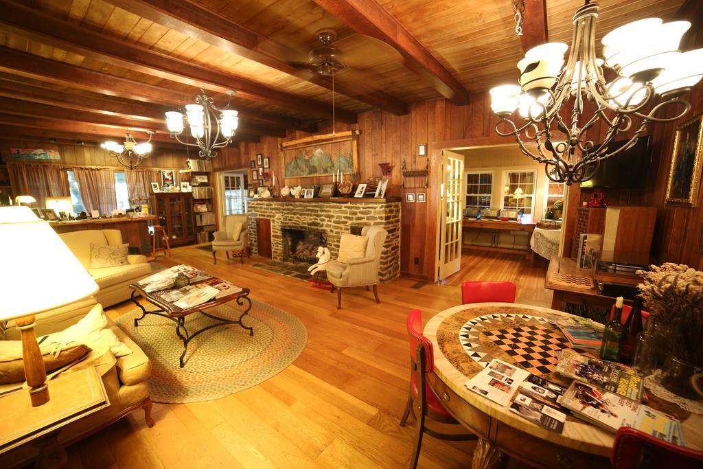 Grandview Lodge Уейнсвил Екстериор снимка