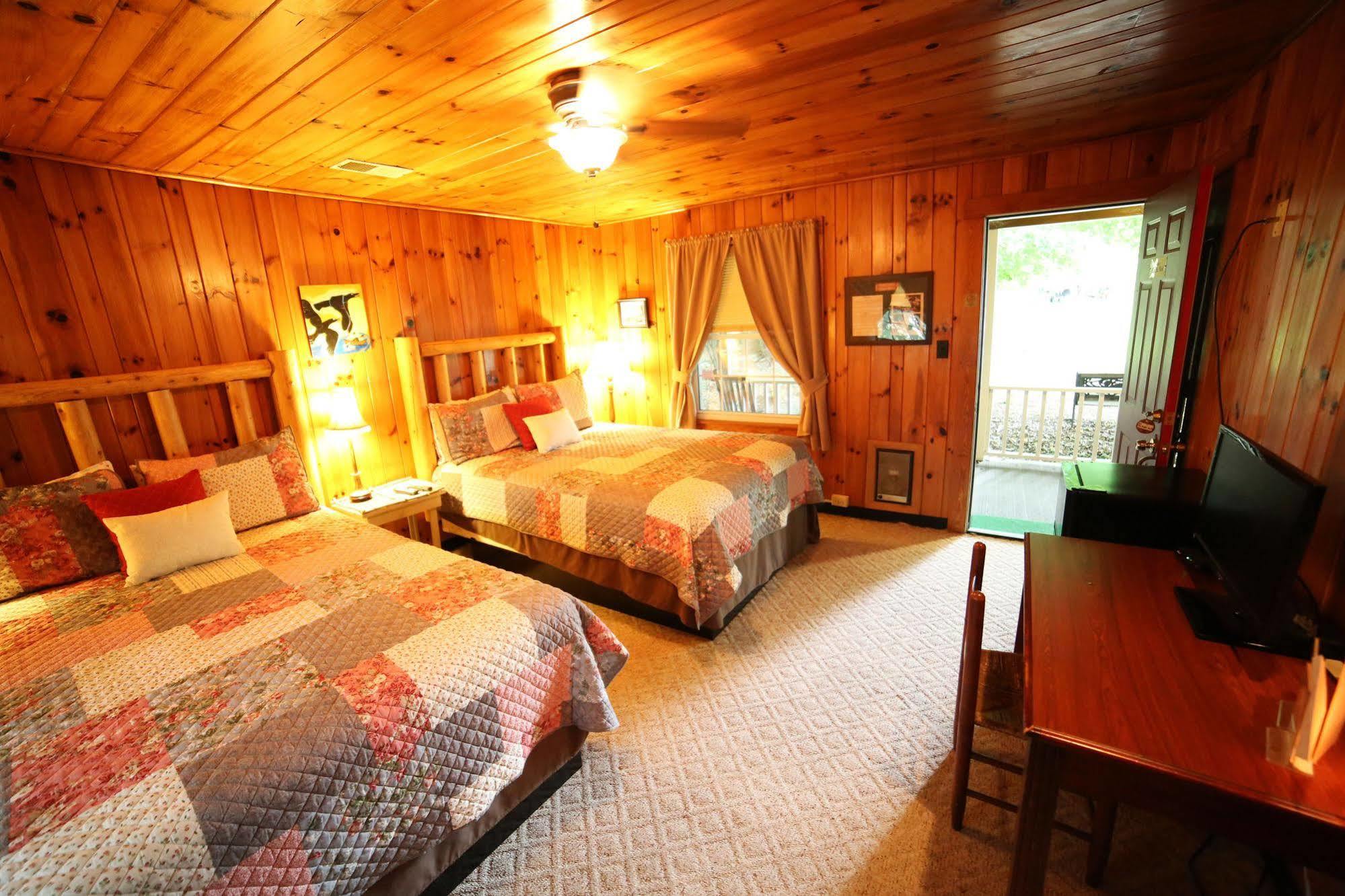 Grandview Lodge Уейнсвил Екстериор снимка