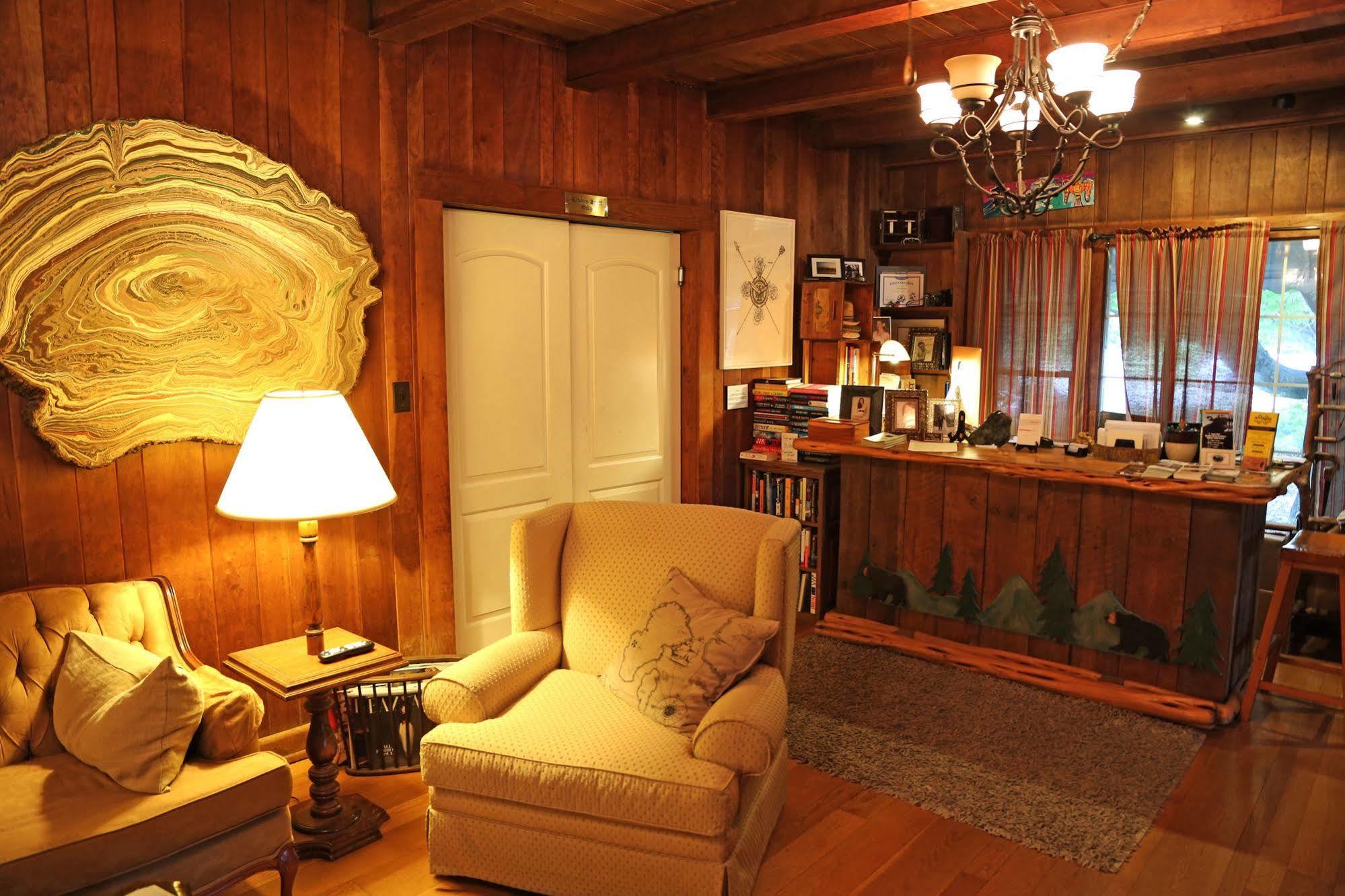 Grandview Lodge Уейнсвил Екстериор снимка